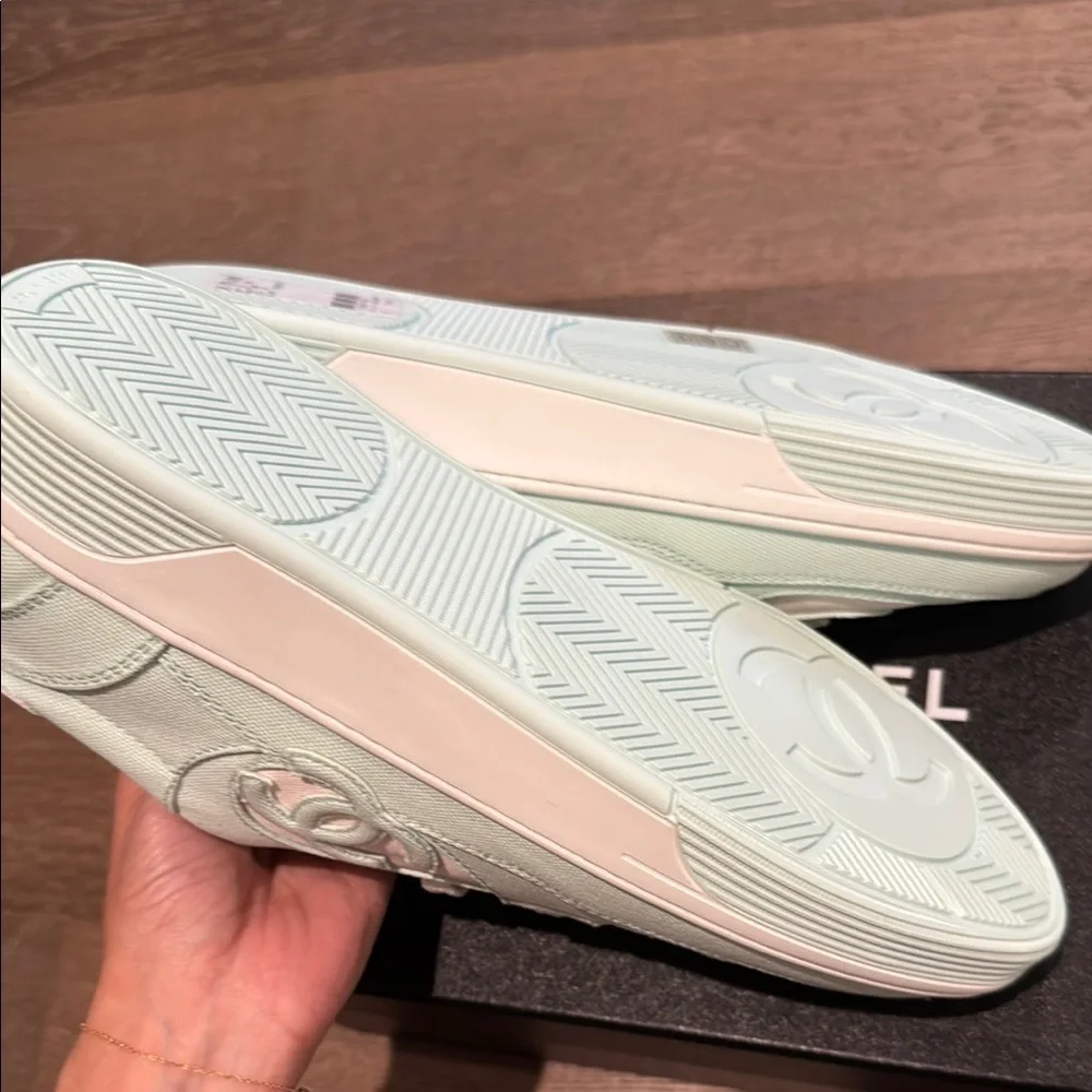 New CHANEL 24C Cruise 2024 Light Turquoise Trainers Sneakers